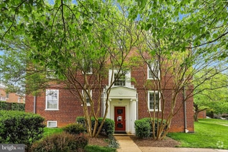Building Photo - 3831 Rodman St NW