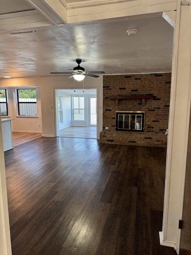 Foto del edificio - 2304 Tinker Trl