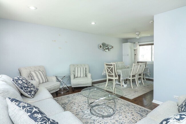Foto del edificio - 812 W Appletree Ln