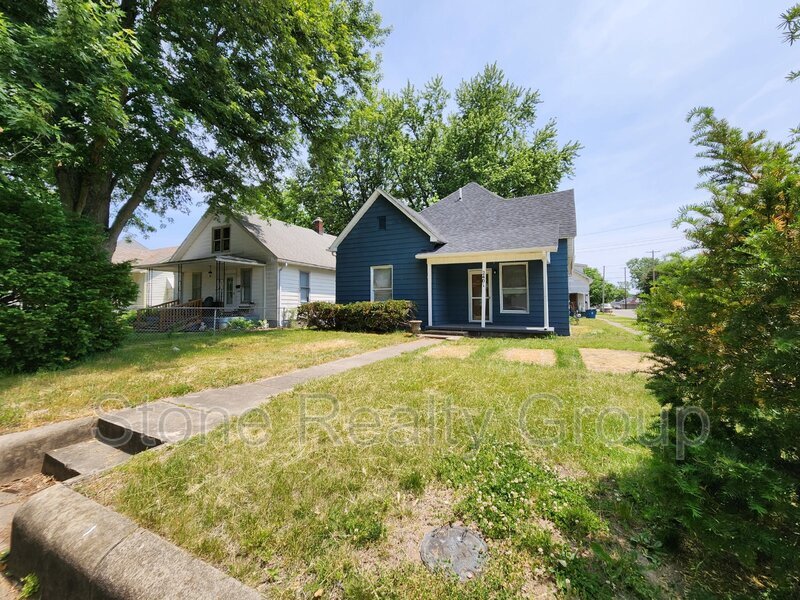 Primary Photo - 2401 Garfield Ave