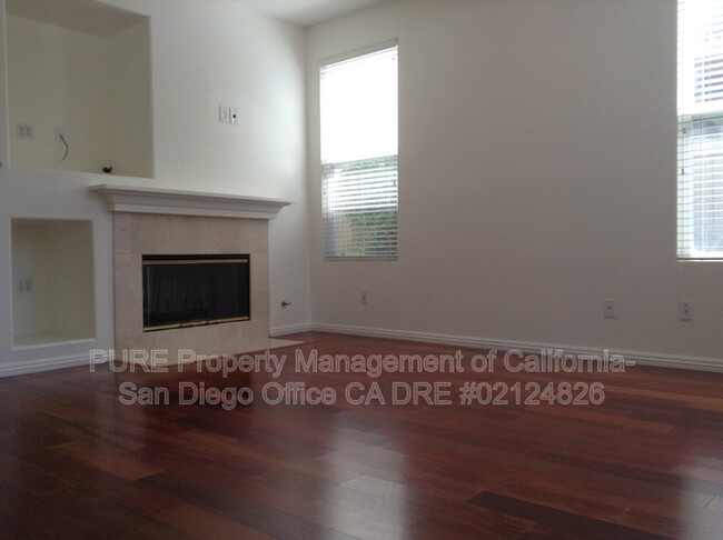 Foto del edificio - 12252 Pepper Tree Ln