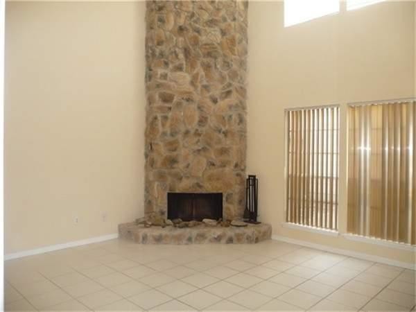 Foto del edificio - 12203 W Village Dr