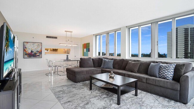 Building Photo - 4750 S Ocean Blvd