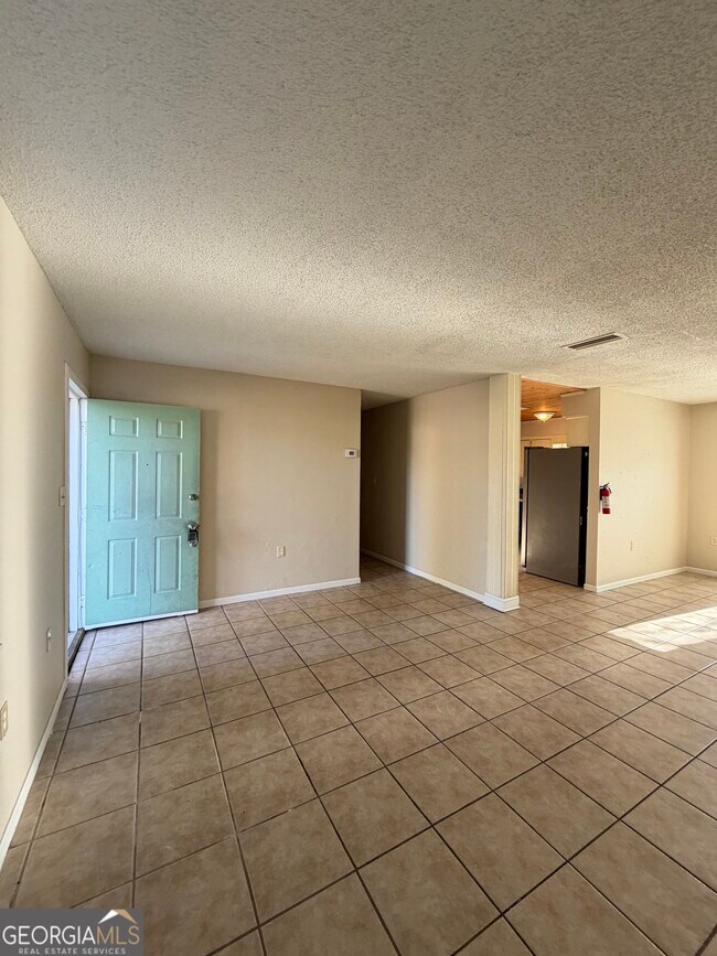 Foto del edificio - 508 Chateau Cir