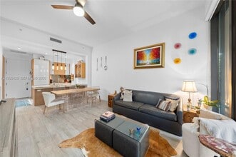 Building Photo - 2831 S Bayshore Dr