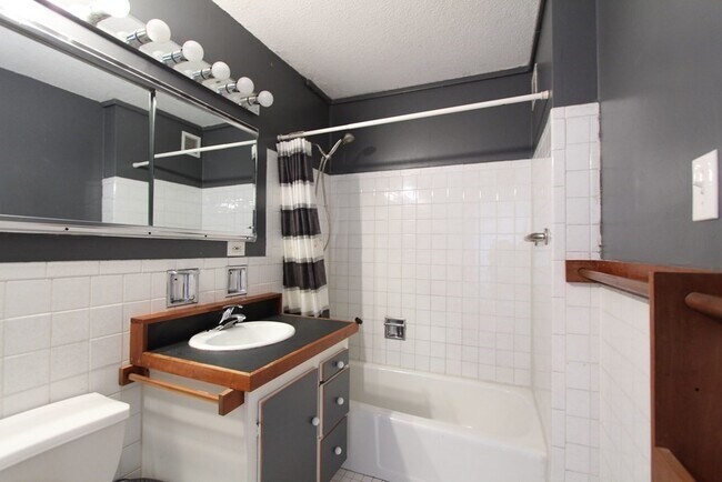 Building Photo - 151 Tremont St
