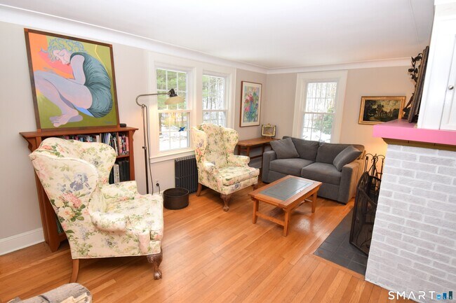 Foto del edificio - 2203 Durham Rd