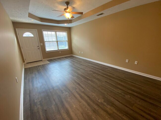 Foto del edificio - 4713 Sydney Ln