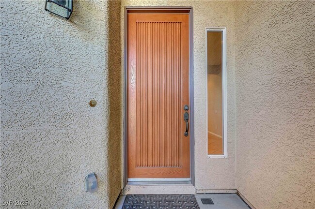 Foto del edificio - 3415 Ridge Meadow St