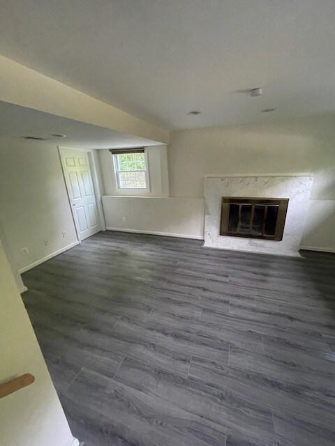 room 3 - 18075 Tebbs Ln