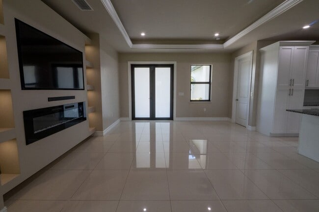 Foto del edificio - 4427 43rd Ave NE