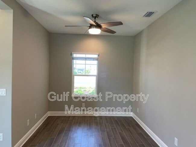 Building Photo - 2620 Star Apple Wy