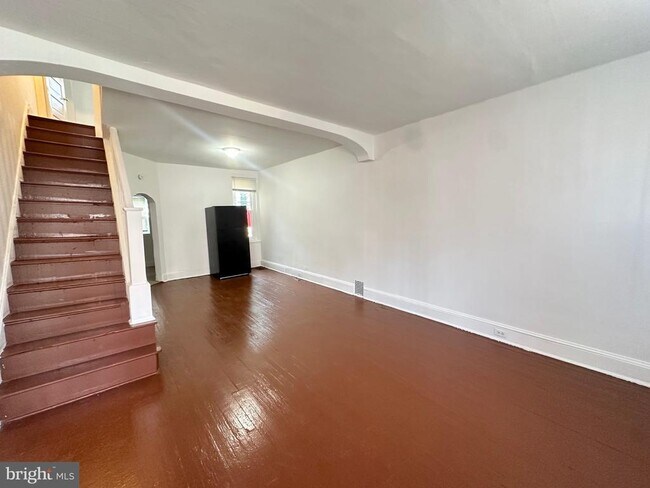 Building Photo - 3130 N Bambrey St