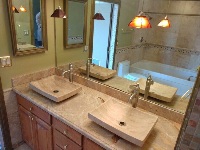 Masterbath - 1413 Belvidere St