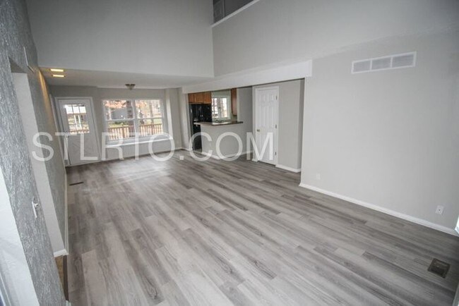 Building Photo - 70 Freymuth Rd
