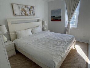 Building Photo - 2301 Collins Ave