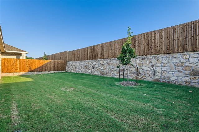 Foto del edificio - 1205 Gladespring Ln
