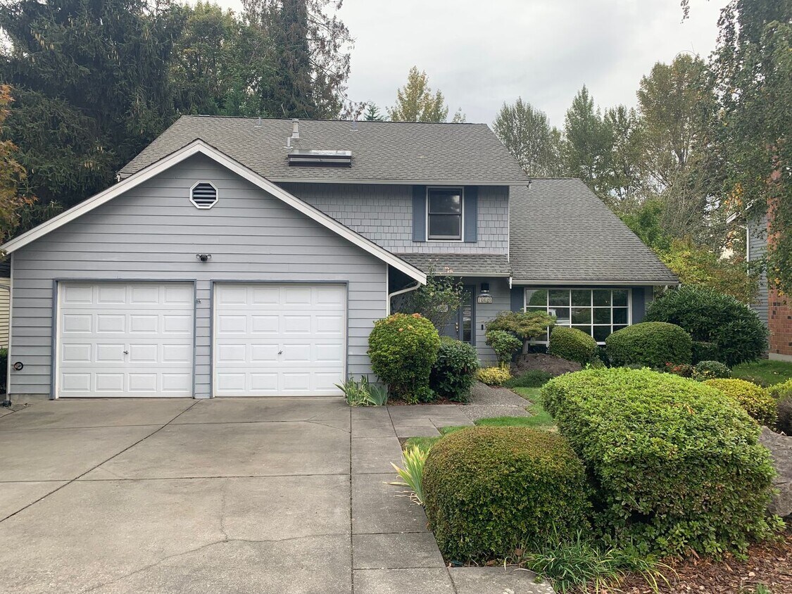 Primary Photo - $3500.00 3 Bedroom 3 Bath Modern Style Hom...