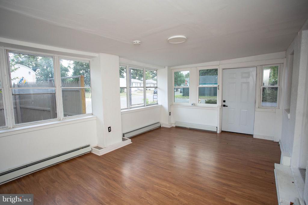 Primary Photo - 1722 Overbrook Ave