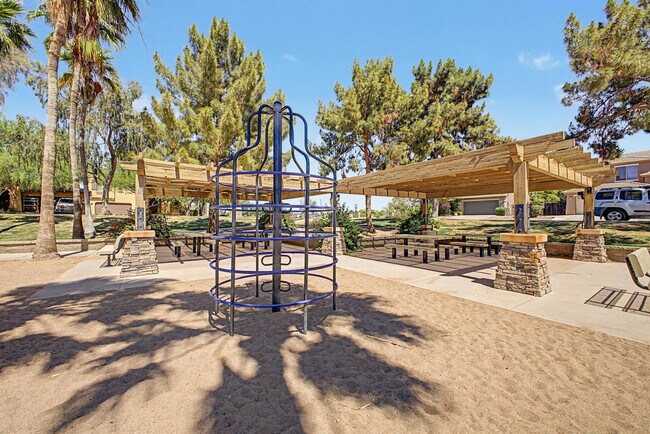 Foto del edificio - 4161 S Luiseno Blvd