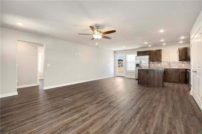 Foto del edificio - 358 N Mojave St