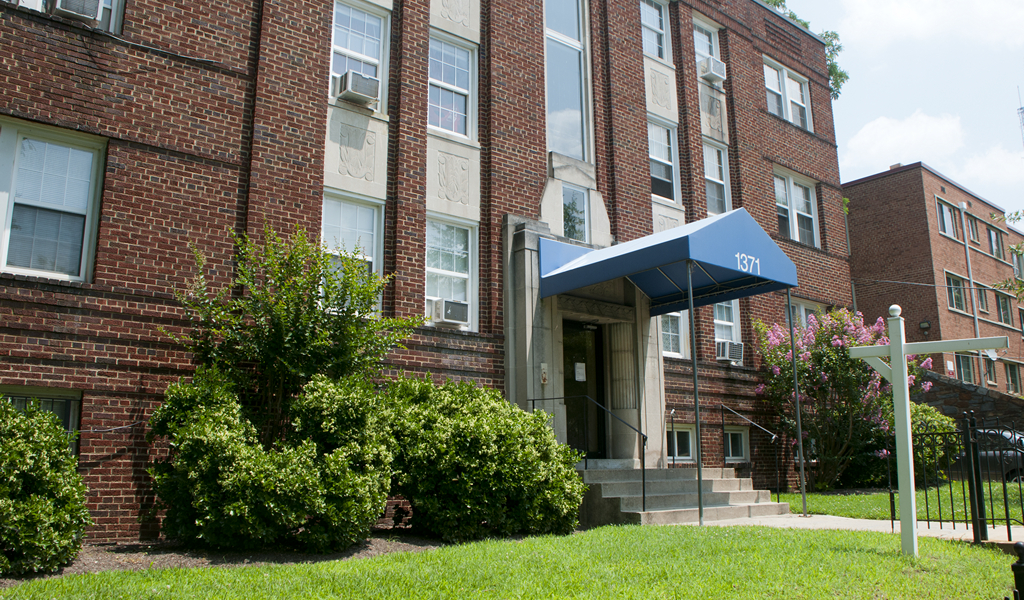 Primary Photo - Peabody Apartments