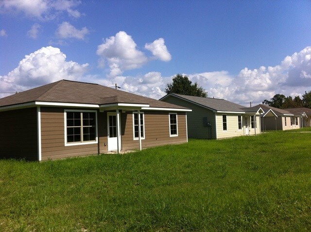 Building Photo - 159 Bloomfield Loop