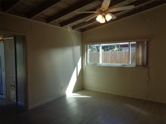 Building Photo - 209 NW 23rd St