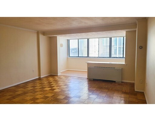 Building Photo - 6 Whittier Pl