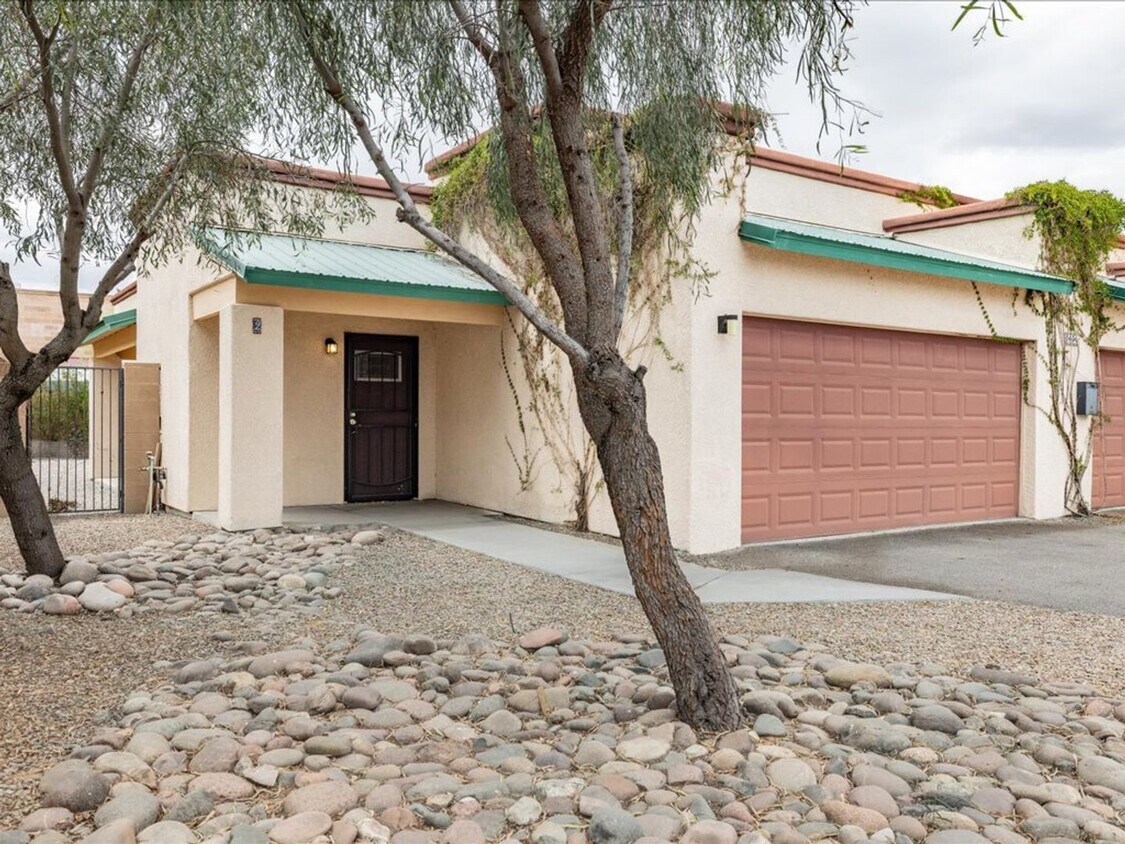 Primary Photo - 3 Bedroom 2 Bathroom