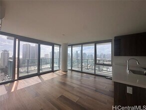 Building Photo - 1500 Rycroft St