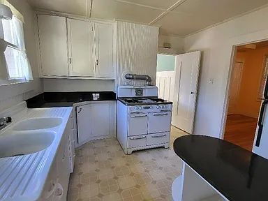 Foto del edificio - A spacious, sunny room with big windows, 3 blocks from North Berkeley BART, UCB