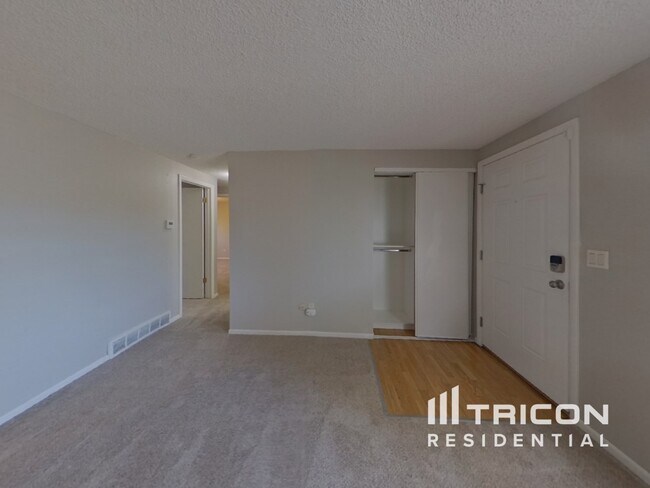 Foto del edificio - 1040 Peterson Rd