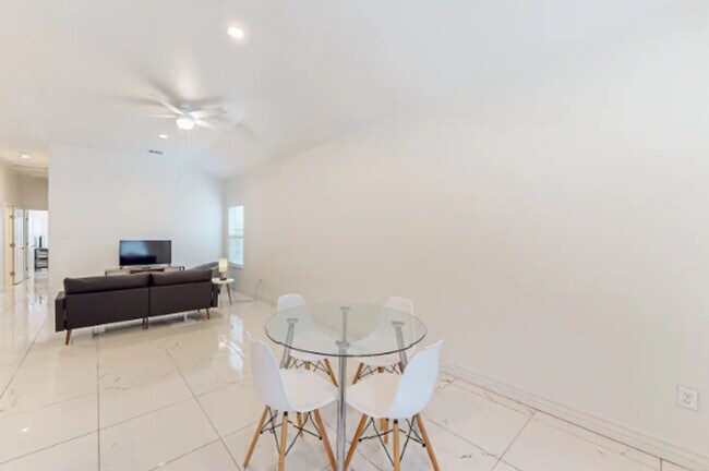 Foto del edificio - 702 5th St