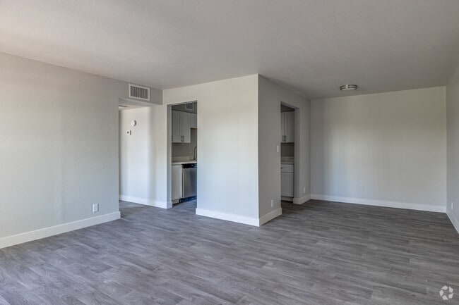 2BR, 1BA - 864SF - Living Room - Peoria Grand Apartments