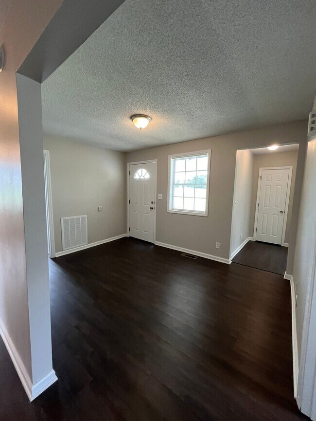 Foto del edificio - 314 Snowden Dr