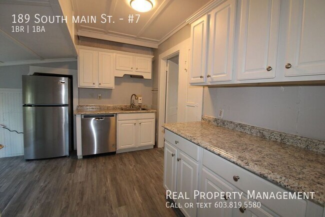 Building Photo - Spacious 1 Bedroom Apartment with Storage ...