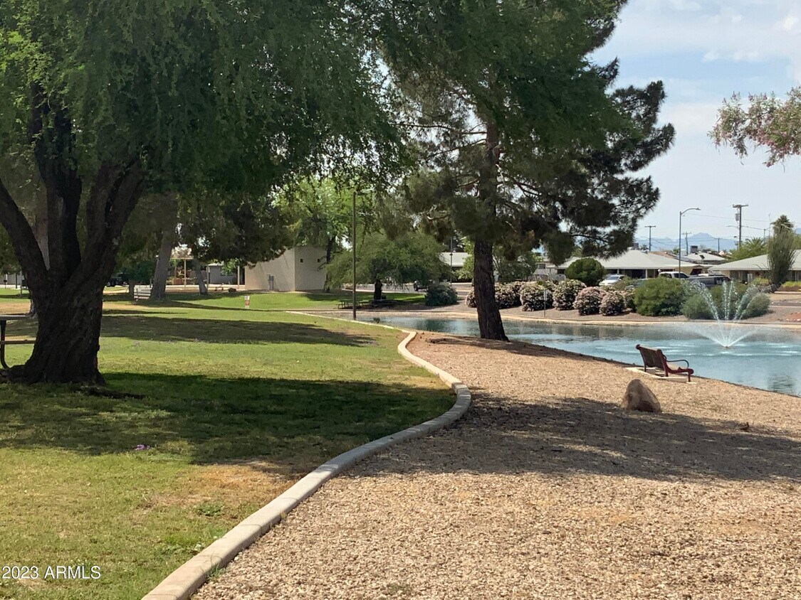 11334 W Duluth Ave, Youngtown, AZ 85363 Room for Rent in Youngtown