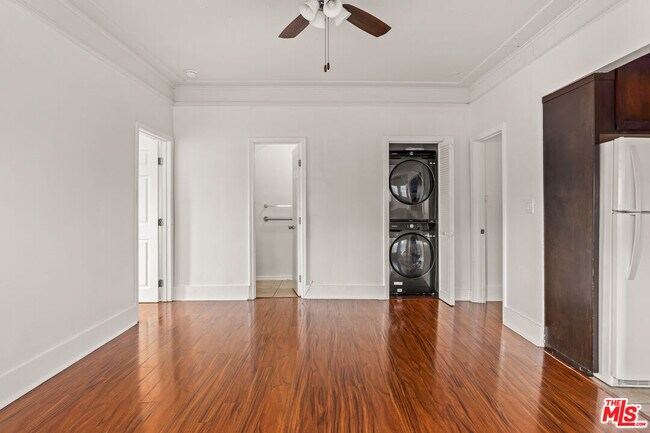 Foto del edificio - 2928 Walton Ave