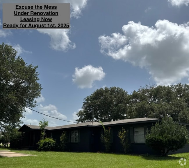 Building Photo - 317 Owens Rd