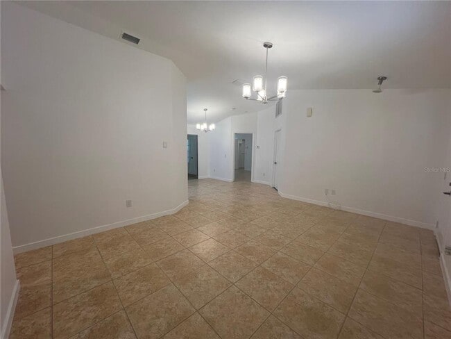 Foto del edificio - 22472 Tennyson Ave