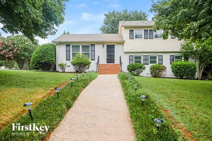 Foto principal - 1322 Crescent St