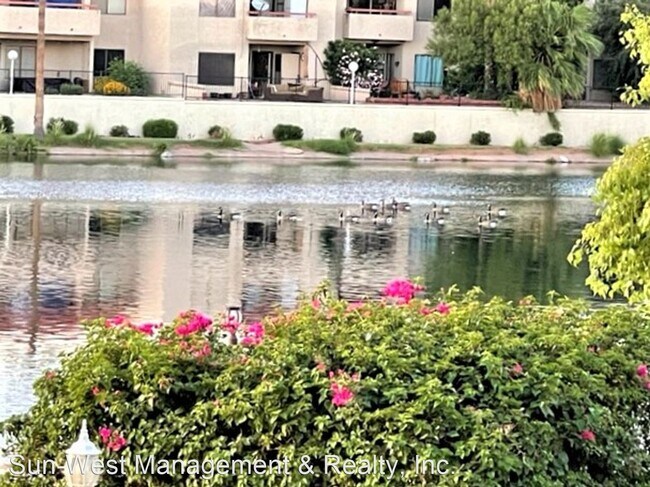 Building Photo - 2 br, 2 bath House - 11040 N. 28th Drive U...