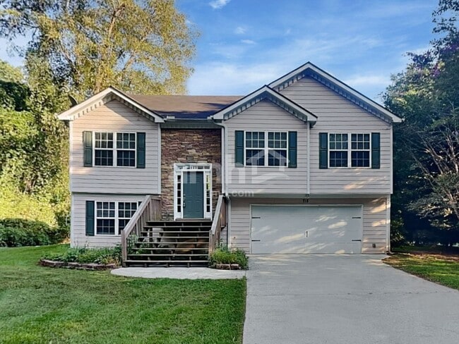Building Photo - 718 Nottingham Dr