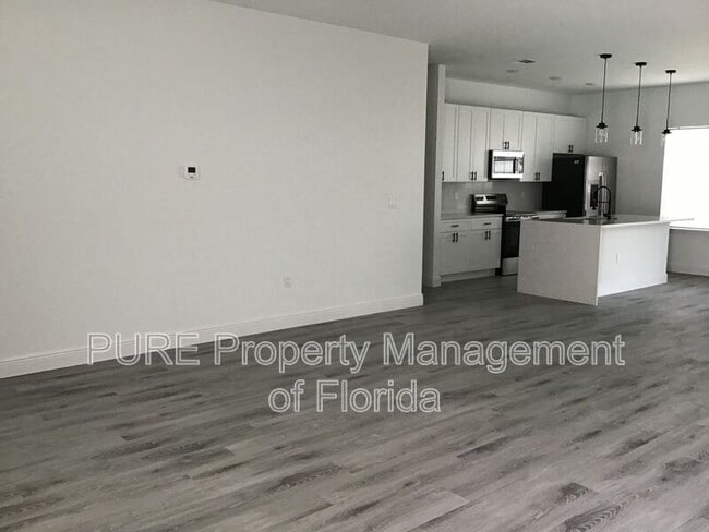Building Photo - 4285 NW 1st Ct Rd