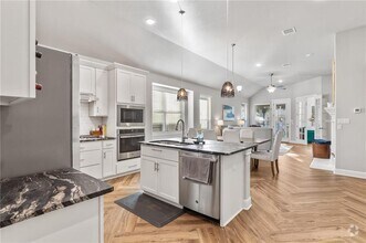 Building Photo - 2925 Mossy Springs Dr