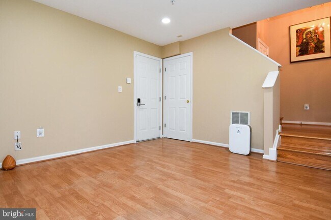 Building Photo - 12035 Amber Ridge Cir