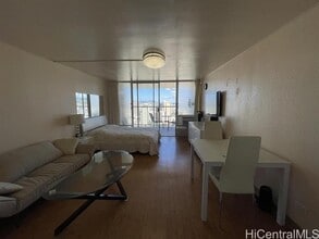 Building Photo - 445 Seaside Ave