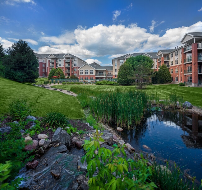 Building Photo - LeSilve Apartments