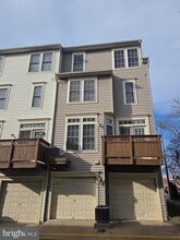 Building Photo - 8183 Skelton Cir